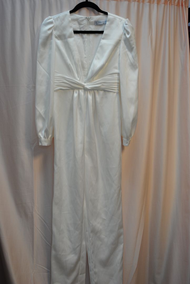 white Mac Duggal Front Twist Puff Sleeve Deep V Jumpsuit, 6