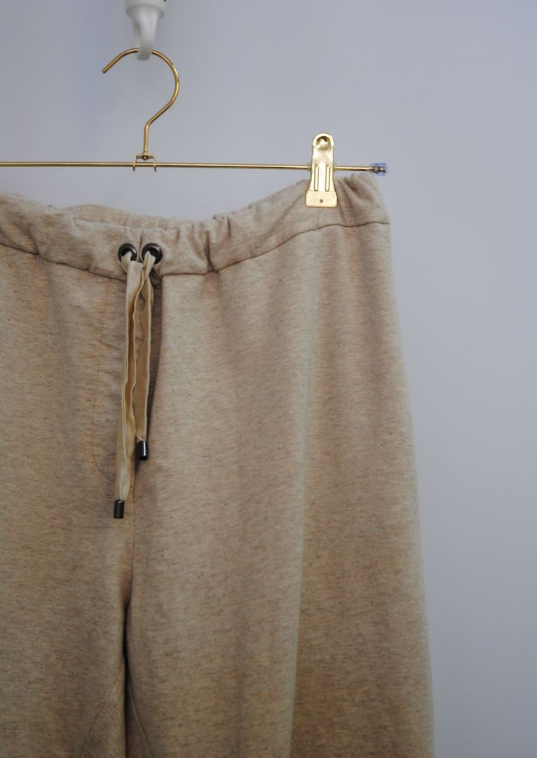 oat Brunello Cucinelli for Neiman Marcus loungewear, APPROXIMATE DIMENSIONS (Estimated Size: Women’s M) Waist (unstretched): 14.5 in (flat) Rise: 11.5 in Inseam: 27.5 in Length: 37 in Leg Opening: 7 in Hips: 21 in (flat across)
