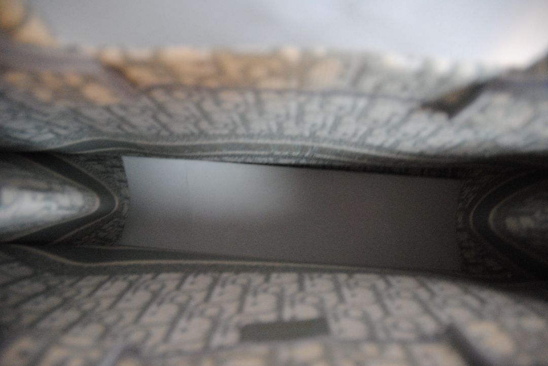 Blue Christian Dior Book Tote in Blue Oblique Embroidery โ Large Size, Length: 16.5 in (42 cm) Height: 14 in (35.5 cm) Depth: 7 in (18 cm) Handle Drop: 6.5 in