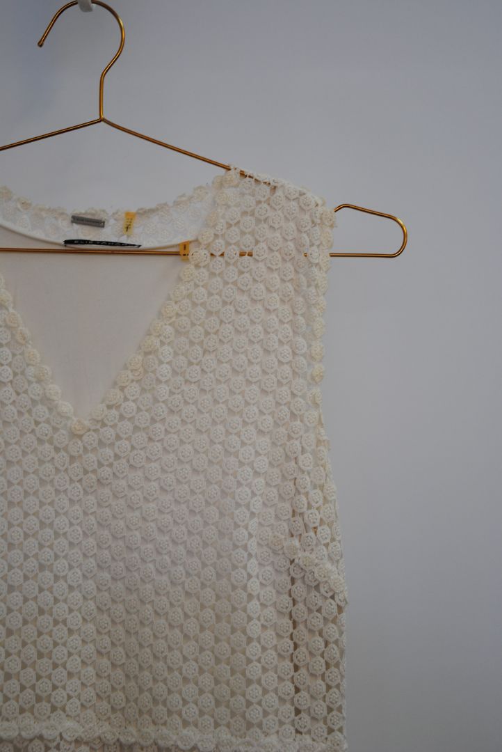 white Elie Tahari sleeveless dress, 6