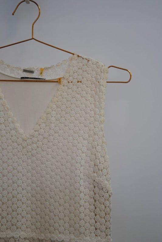 white Elie Tahari sleeveless dress, 6