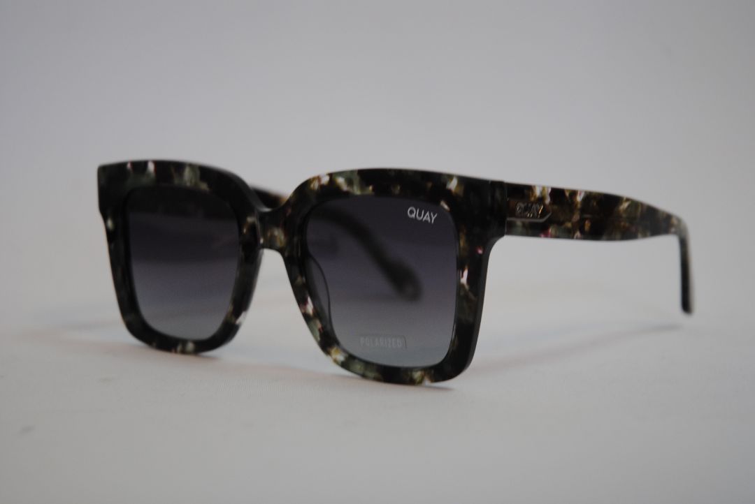 Green Tortise Quay designer glasses, One Size