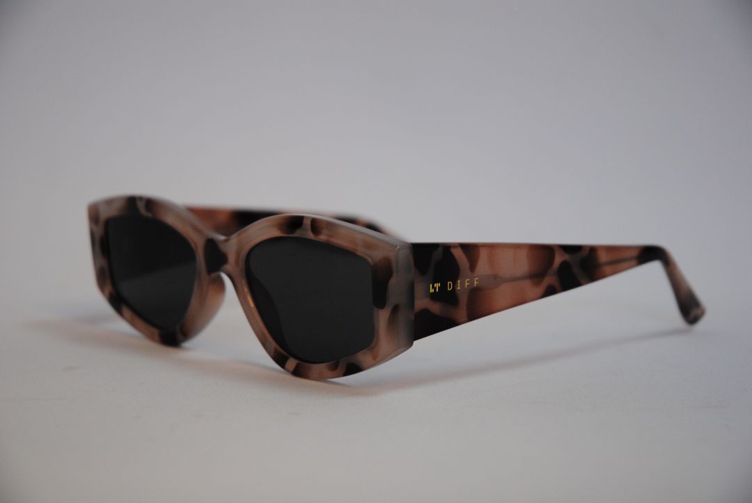 Tortise Pink Diff designer glasses, One Size