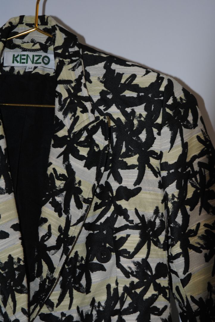 black multi Kenzo buttoned jacket, 34
