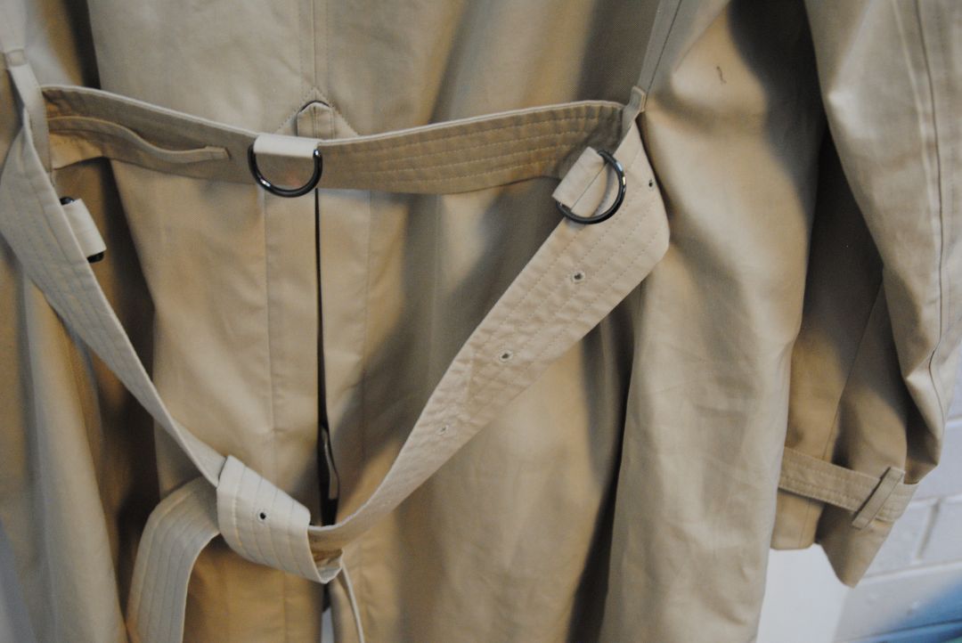 beige and cream Burberry London trench coat, Shoulder to Shoulder: 16.5 in Bust: 39–40 in Sleeve Length: 24.5 in Waist: 38 in Length: 36–37 in (mid-thigh to above knee) Fit: Tailored classic fit