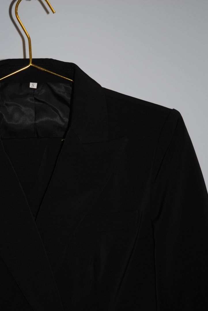 black Product Seeker 3 piece suit, s,m,l,xl
