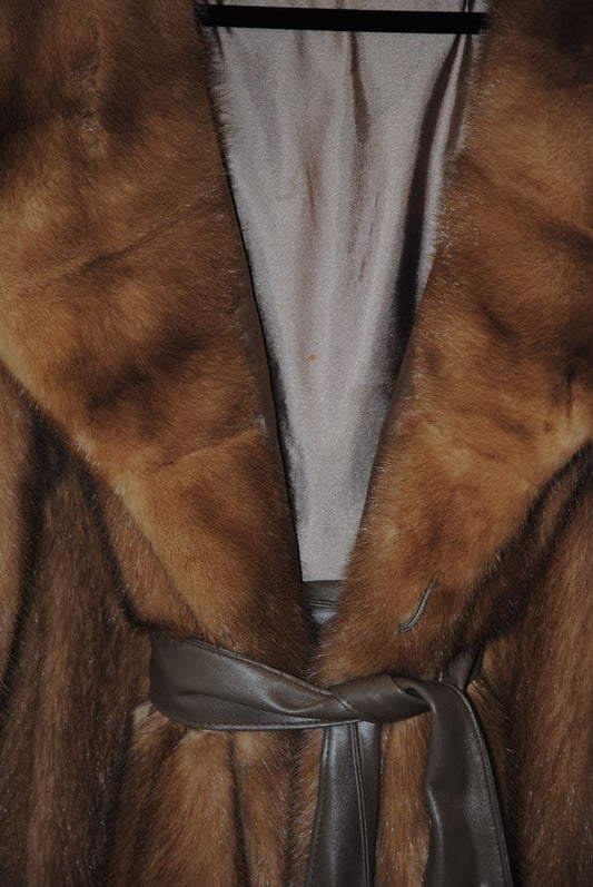 Vintage Genuine Mink Fur Coat with Satin Belt – Golden Honey Brown, One Size