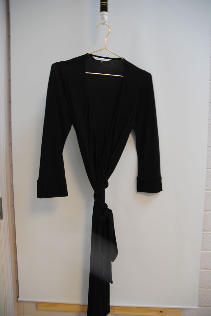 black Diane von Furstenberg jersey wrap dress, 8