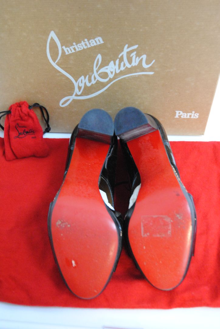 black Christian Louboutin black stampato toe heel, 36.5 EU
