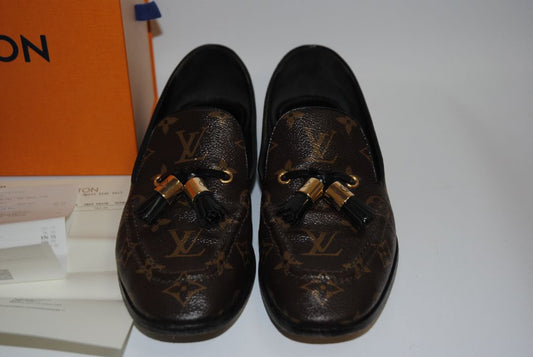 brown Louis Vuitton loafers, 40