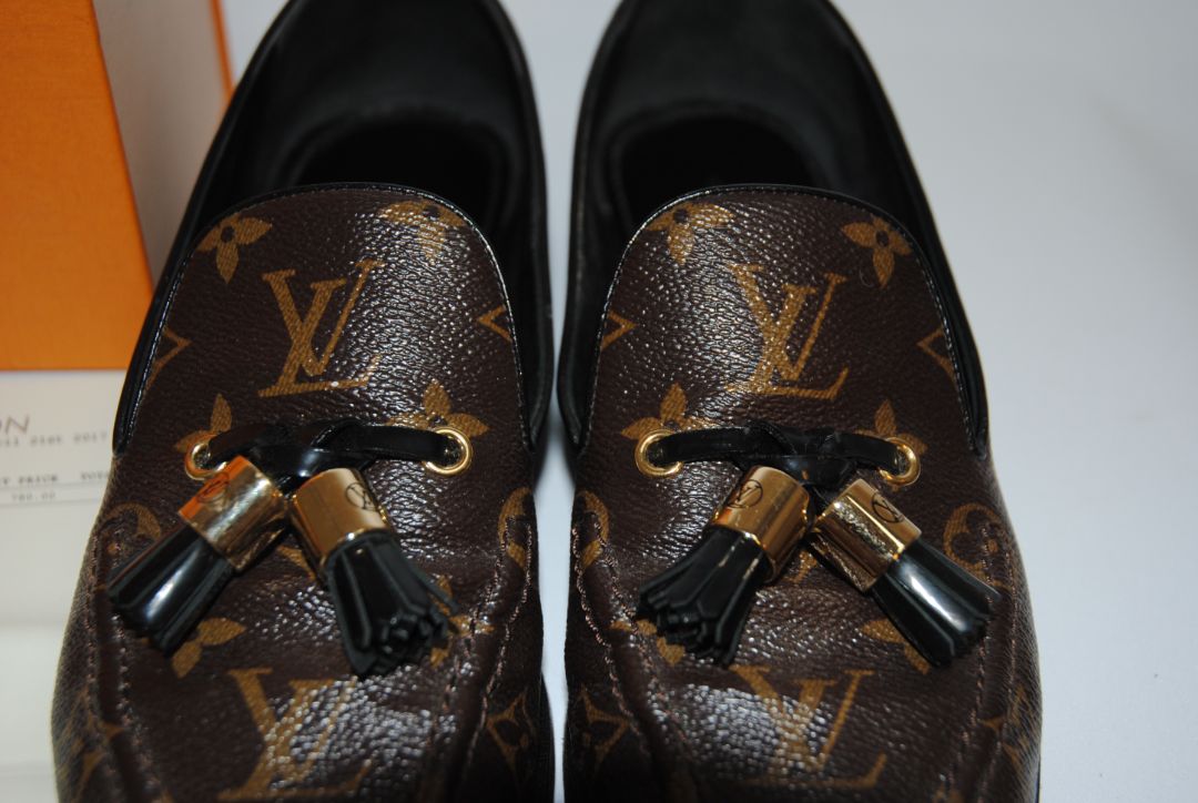 brown Louis Vuitton loafers, 40