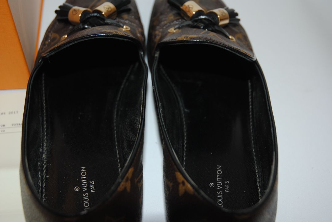 brown Louis Vuitton loafers, 40
