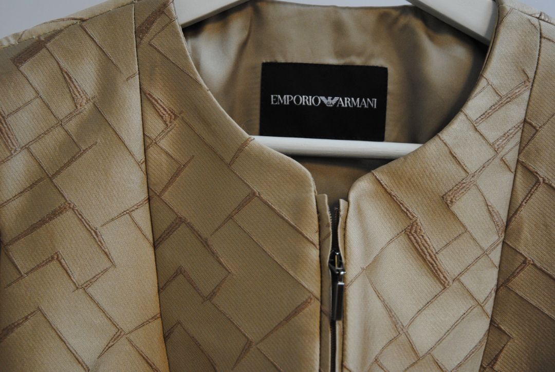 gold Emporio Armani zip blazer, 4-6 / 38 EU Shoulder to hem: ~23–25 in (standard blazer length) Sleeve length: ~23 in Bust: ~17–18 in across (flat)