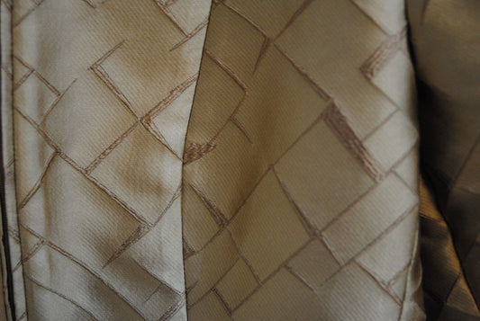 gold Emporio Armani zip blazer, 4-6 / 38 EU Shoulder to hem: ~23–25 in (standard blazer length) Sleeve length: ~23 in Bust: ~17–18 in across (flat)