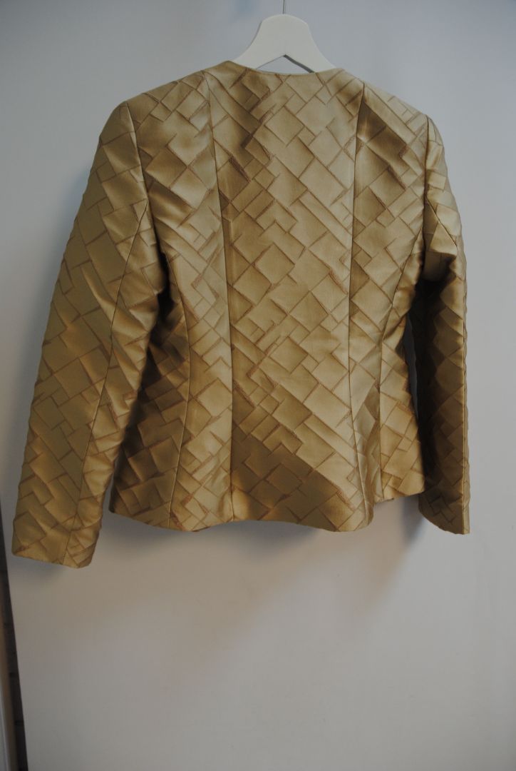 gold Emporio Armani zip blazer, 4-6 / 38 EU Shoulder to hem: ~23–25 in (standard blazer length) Sleeve length: ~23 in Bust: ~17–18 in across (flat)