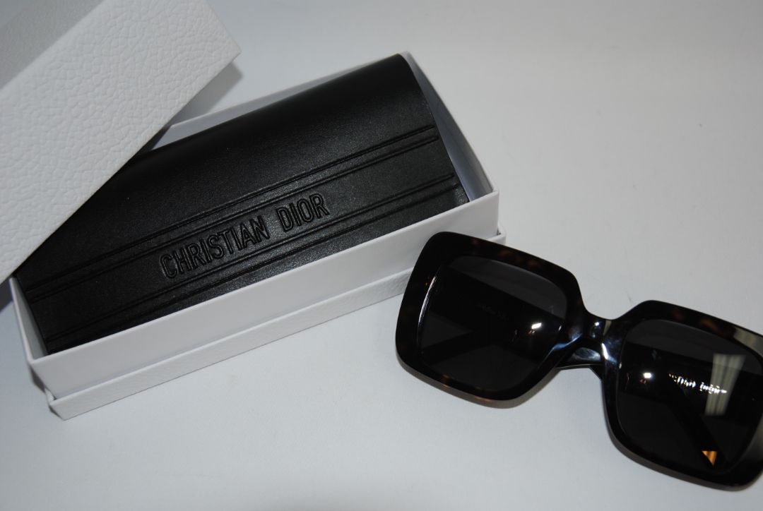 black and white Christian Dior Oversized Square Sunglasses, Manufacturer sizing: ~58–18–145 mm Dimensions (approximate, per Dior standards): Lens Width: ~58 mm Bridge: ~18 mm Temple Length: ~145 mm