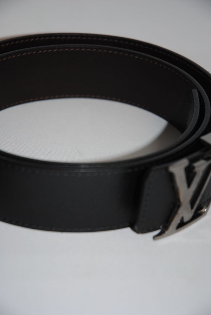 black Louis Vuitton Reversible Belt in Monogram Eclipse Canvas & Calf Leather:, Estimated Width: 40 mm (approx. 1.6 inches)