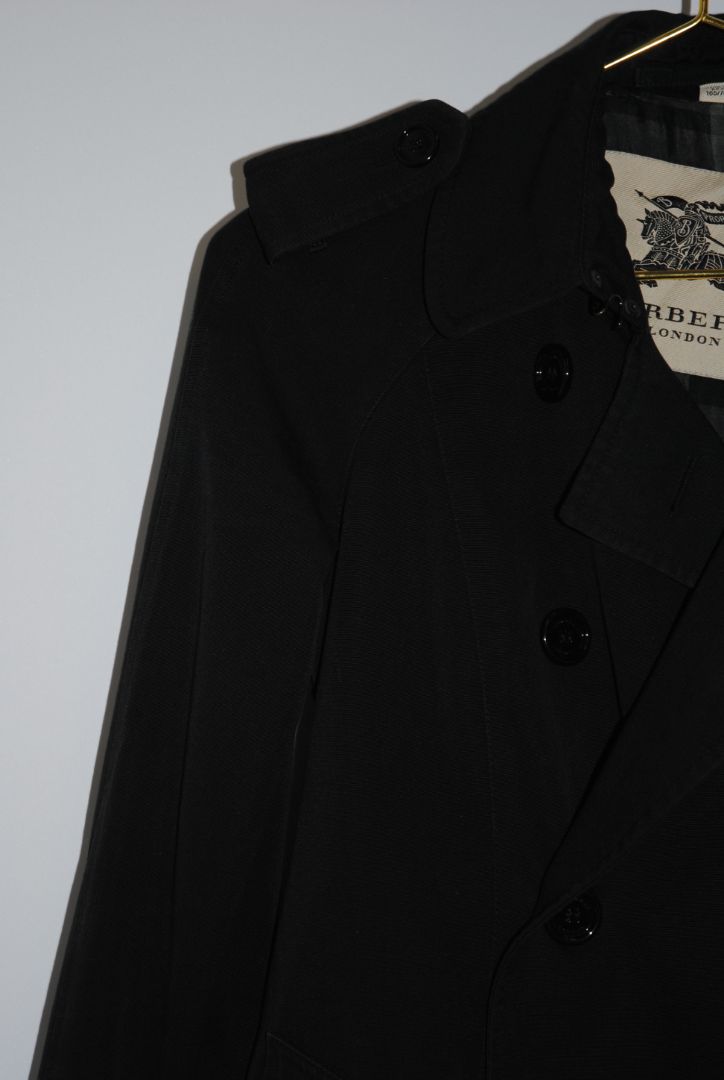 black Burberry black trench heritage coat, S