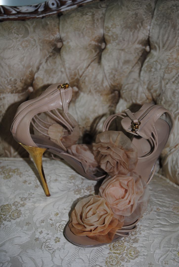 beige Giuseppe Zanotti Floral Organza Strappy Sandals, 9.5