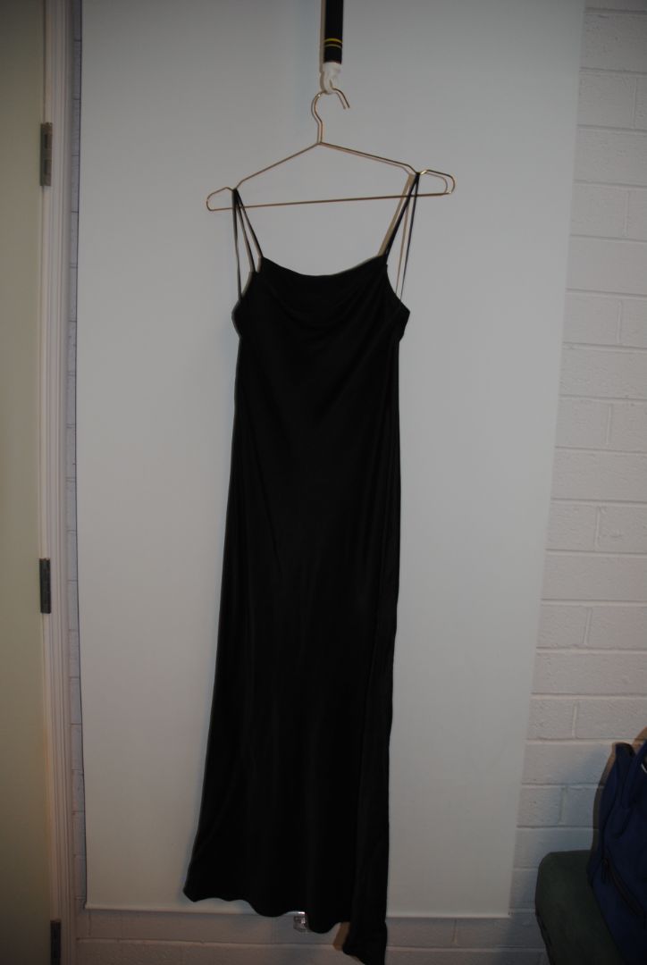 black Zara midi dress, S