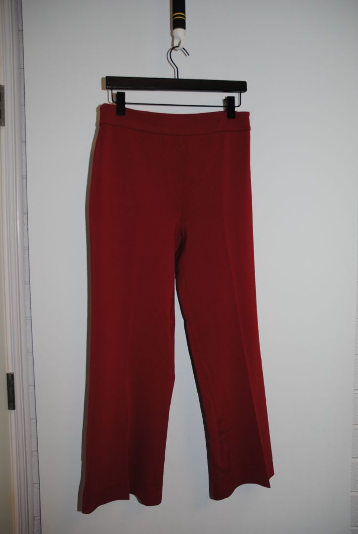 red Reformation wide leg pants, 📏 Dimensions (Approximate, Size Small): Waist: 26–27 in (elastic/stretch fit) Inseam: 30 in Rise: 10 in Length: 39 in Leg opening: 9 in