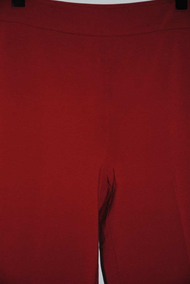 red Reformation wide leg pants, 📏 Dimensions (Approximate, Size Small): Waist: 26–27 in (elastic/stretch fit) Inseam: 30 in Rise: 10 in Length: 39 in Leg opening: 9 in