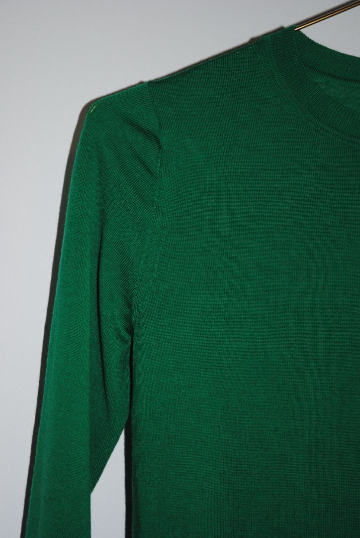 green Banana Republic merino wool sweater, S