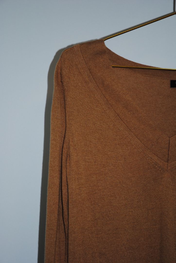 camel Banana Republic silk cashmere blend sweater