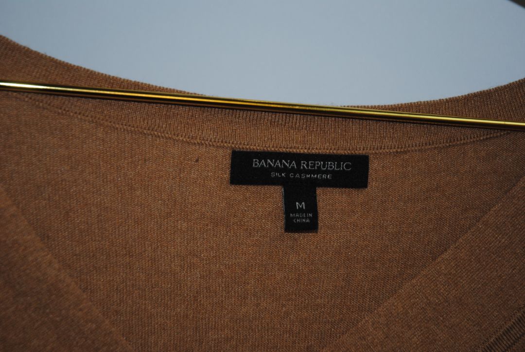 camel Banana Republic silk cashmere blend sweater