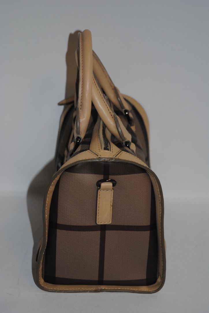 beige and gray Burberry bowling bag, 📏 Dimensions Height: 8” (20 cm) Width: 12” (30.5 cm) Depth: 6.5” (16.5 cm) Handle Drop: 4” (10 cm)