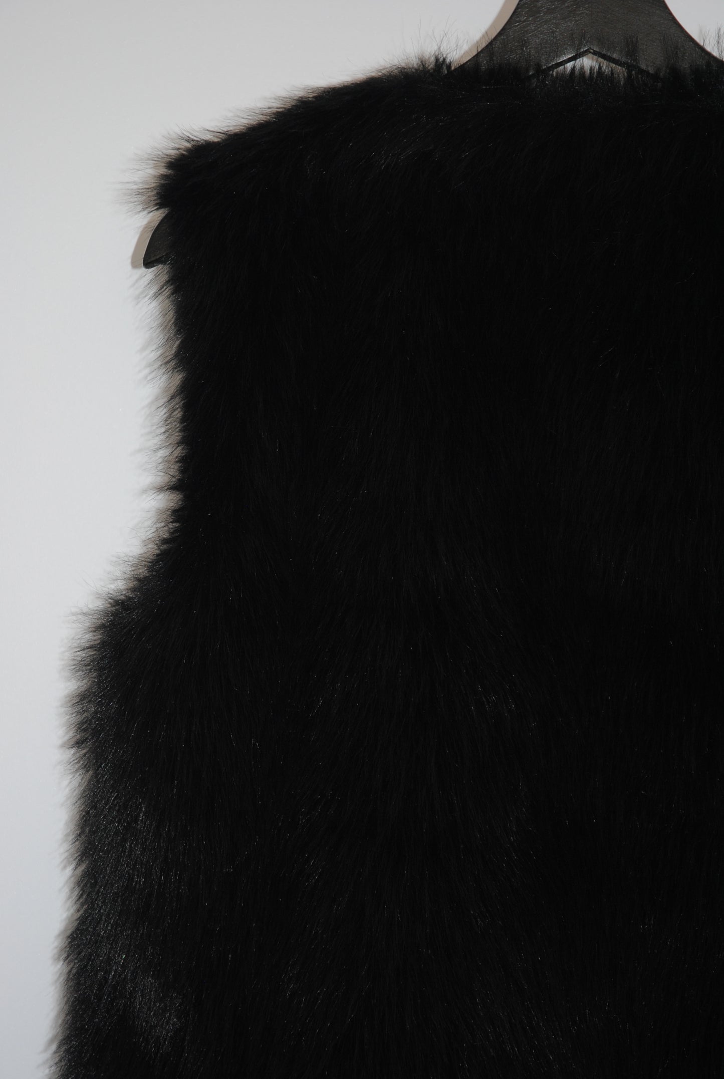 Zbella Black Faux Fur Vest S