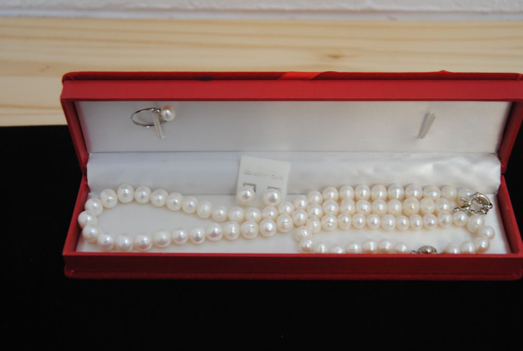 white NA pearl complete set