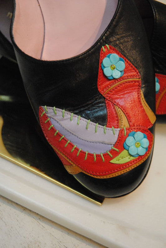 black multi Michael Simon flats, 6