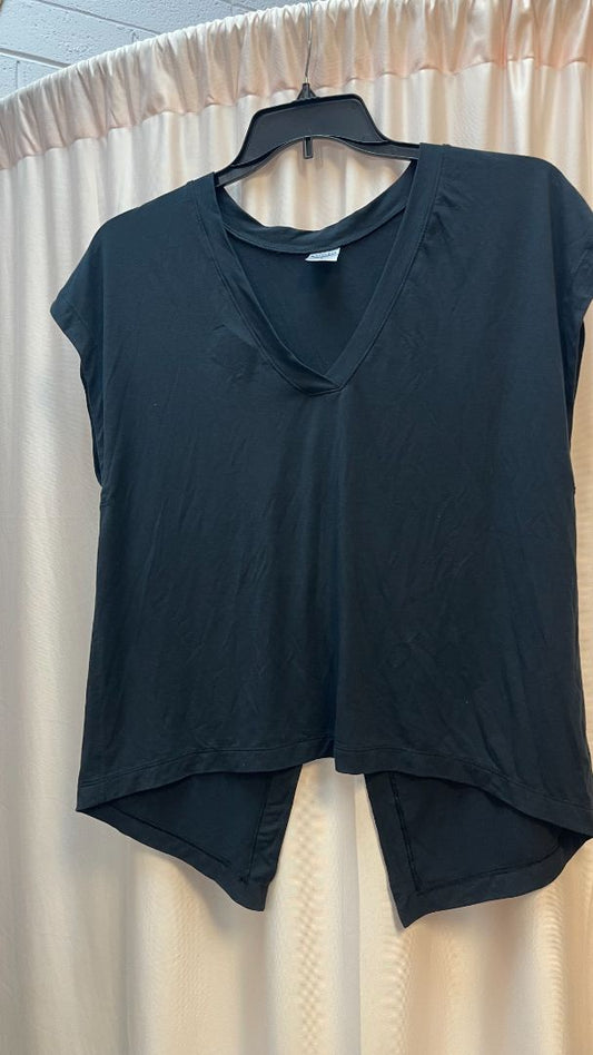 black Athleta vneck shirt, L
