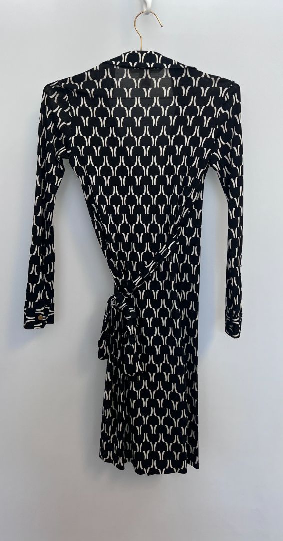 black multi Diane von Furstenberg wrap dress, 0
