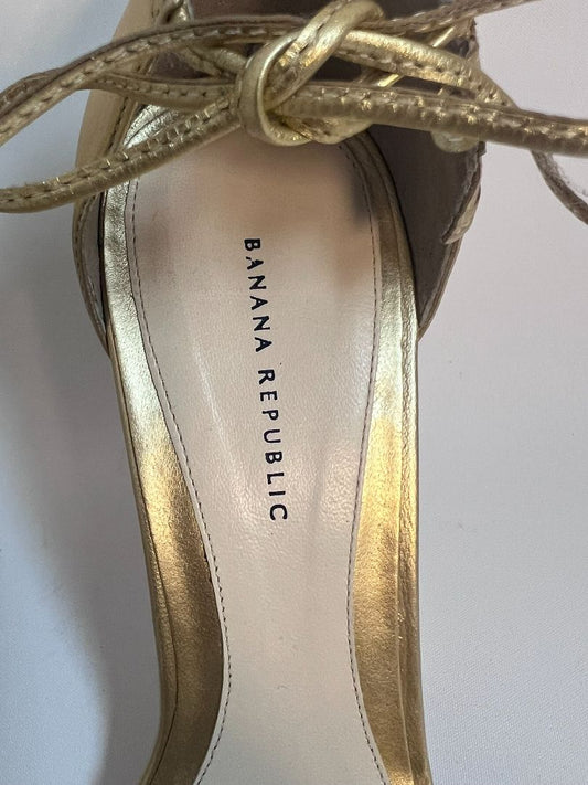 gold Banana Republic sandals, 6 US