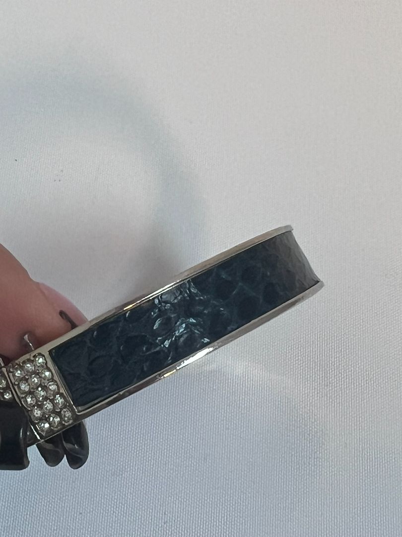 blue Ann Taylor bangle, OS