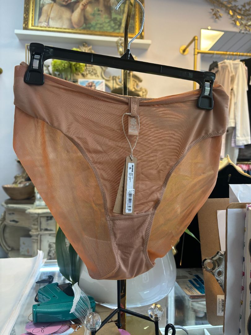 nude SKIMS underwear, 3x