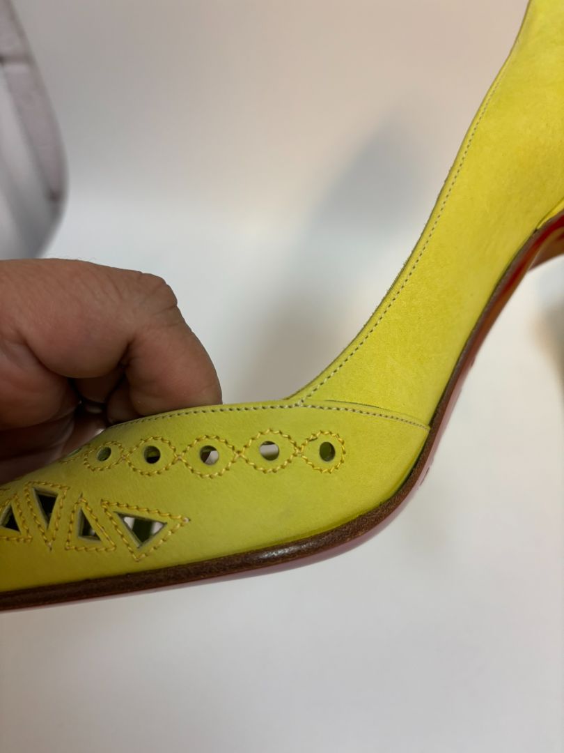 apple green Christian Louboutin round toe heels, 36