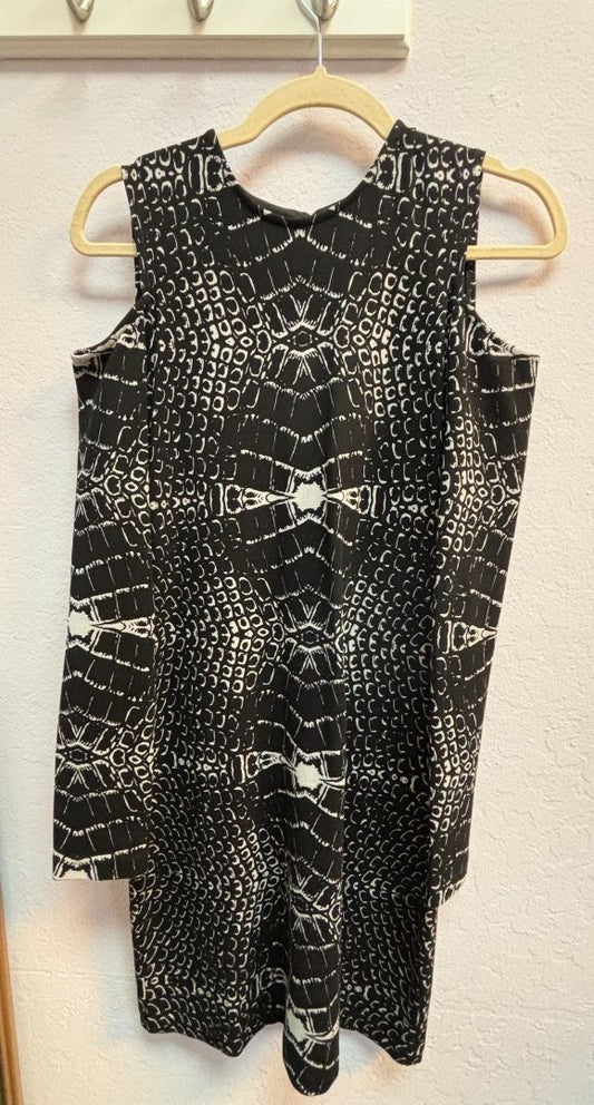 black and white Parker cold shoulder shift dress, S