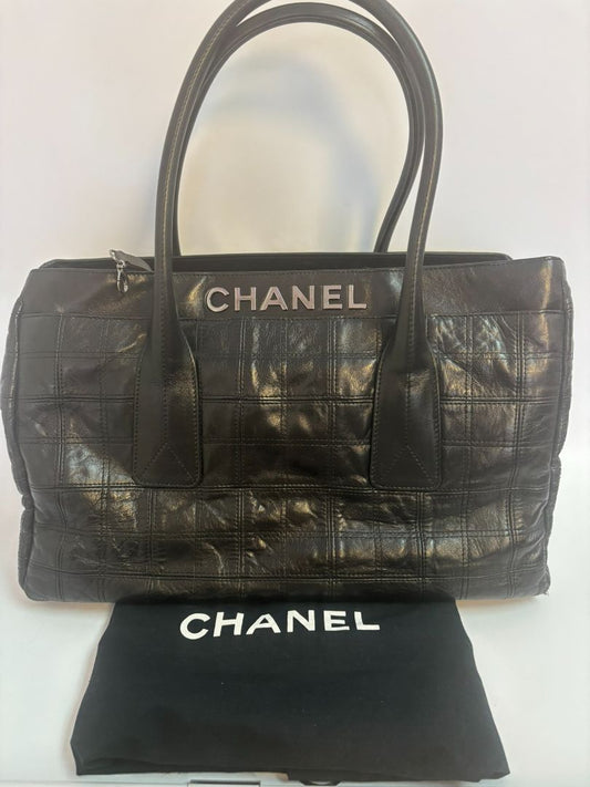 black Chanel tote, Dimensions (Estimated): Length: 14 in Height: 10 in Depth: 5.5 in Handle Drop: 7 in