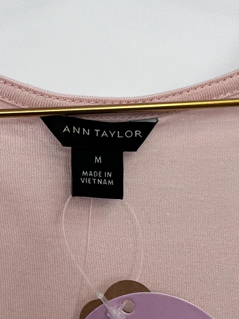 blush Ann Taylor tank top, M