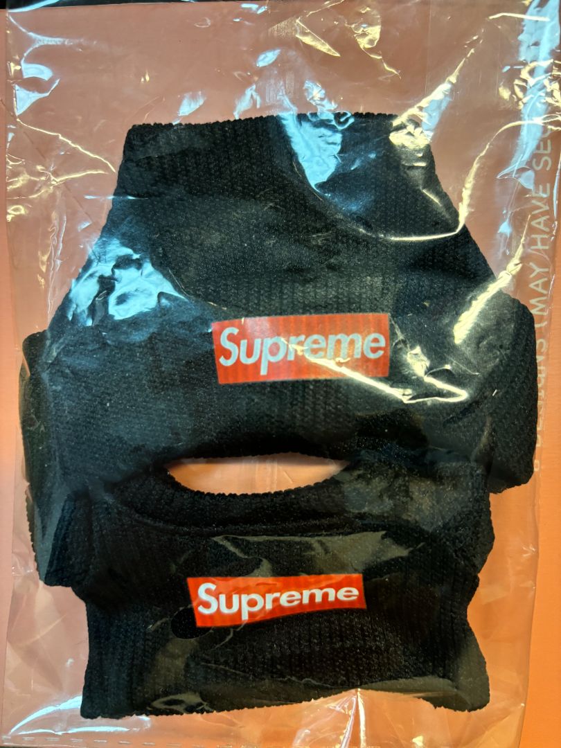LABUBU - Clothing - Supreme Black
