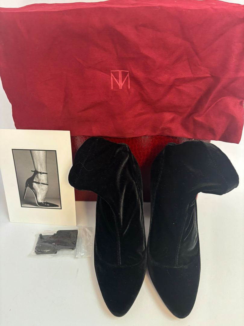 black Tamara Mellon velvet ankle boots, 36 EU Heel Height: 4.25 in (11 cm) Boot Shaft Height: 7 in Toe Shape: Pointed Footbed Length: ~10.5 in