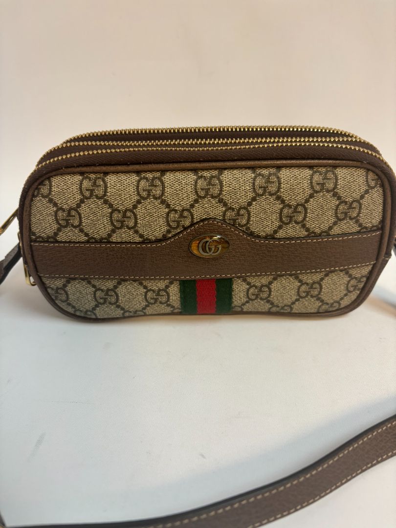 monogram GUCCI Ophidia Supreme small crossbody, Length: 7.5 in Height: 5 in Depth: 2.5 in Strap Drop: 22 in (adjustable crossbody length)