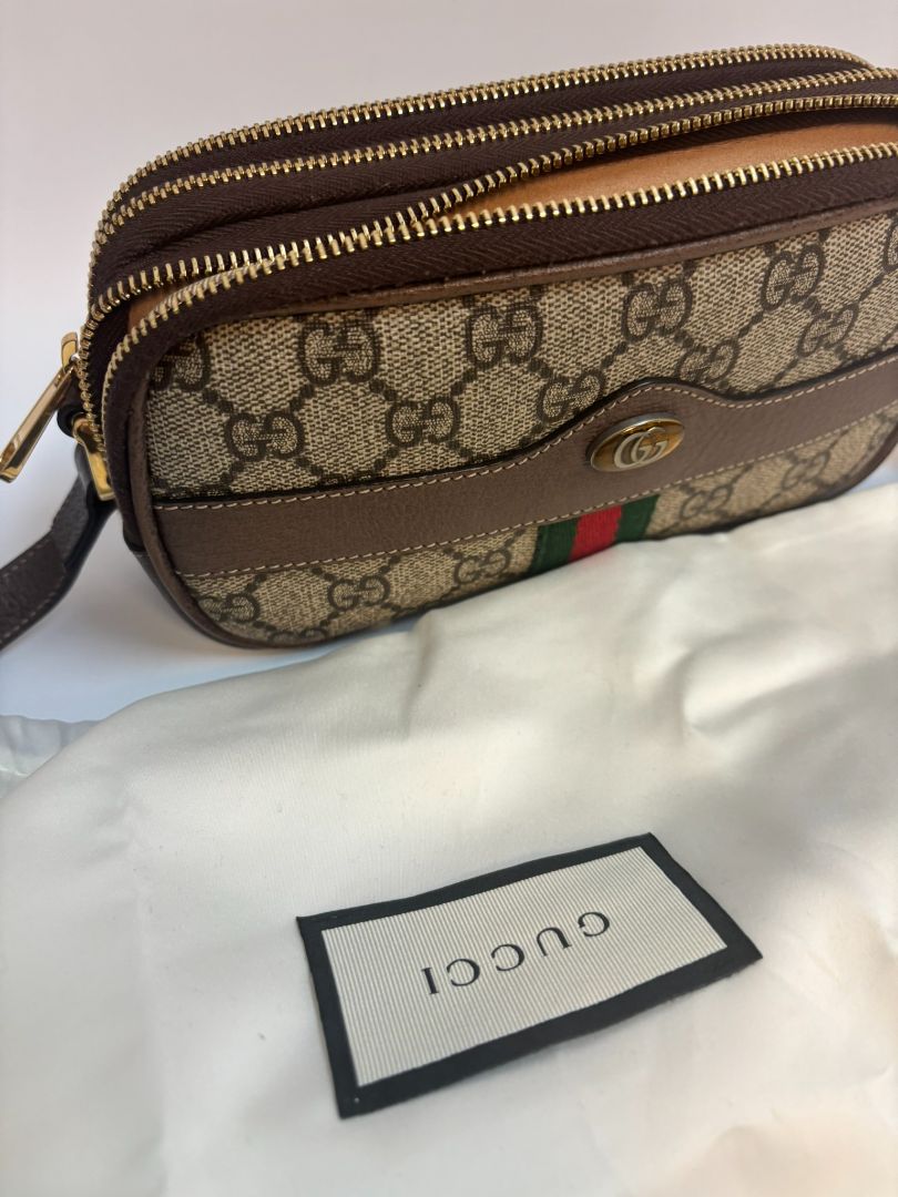 monogram GUCCI Ophidia Supreme small crossbody, Length: 7.5 in Height: 5 in Depth: 2.5 in Strap Drop: 22 in (adjustable crossbody length)