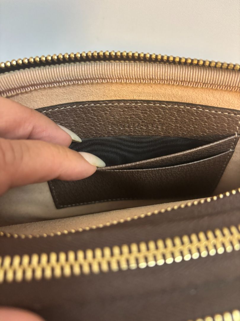 monogram GUCCI Ophidia Supreme small crossbody, Length: 7.5 in Height: 5 in Depth: 2.5 in Strap Drop: 22 in (adjustable crossbody length)