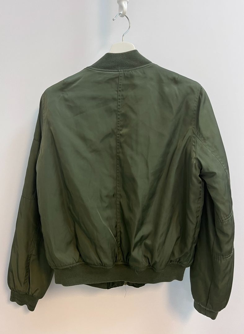 army green Kendall & Kylie bomber jacket, M