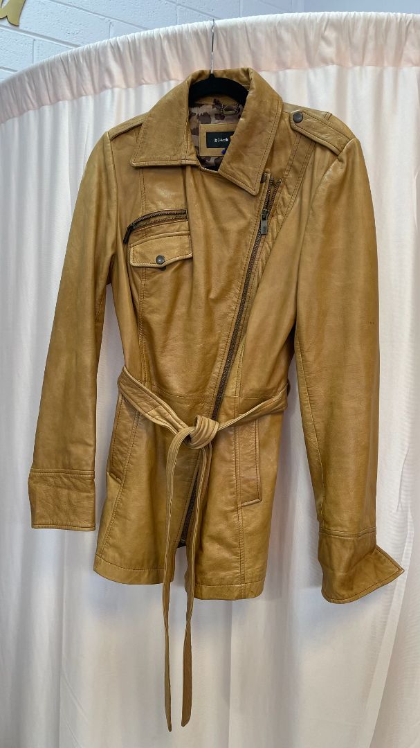 Camel Leather Black Rivet tan leather jacket, L