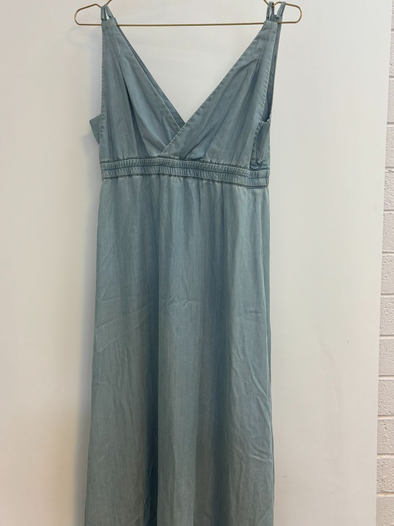 Chambray Holding Horses denim chambray dress, 6 US